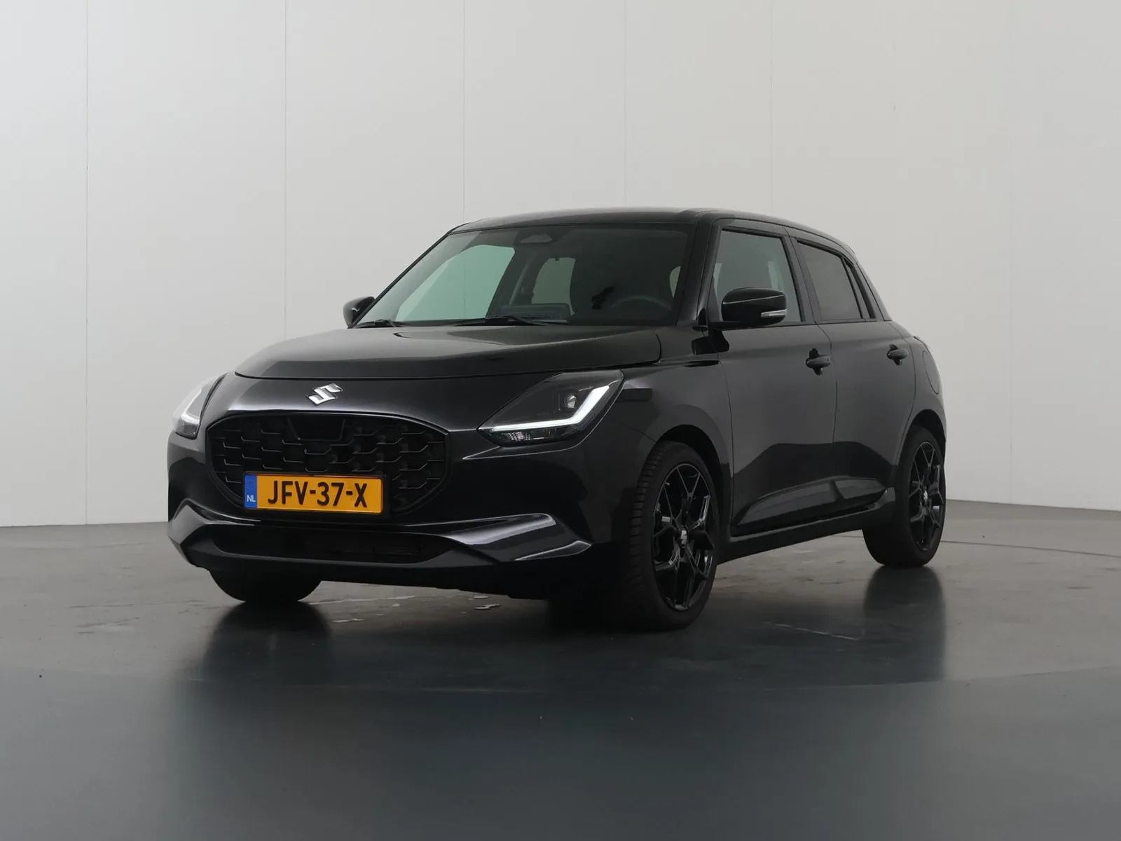 Suzuki Swift (2025) — foto 1