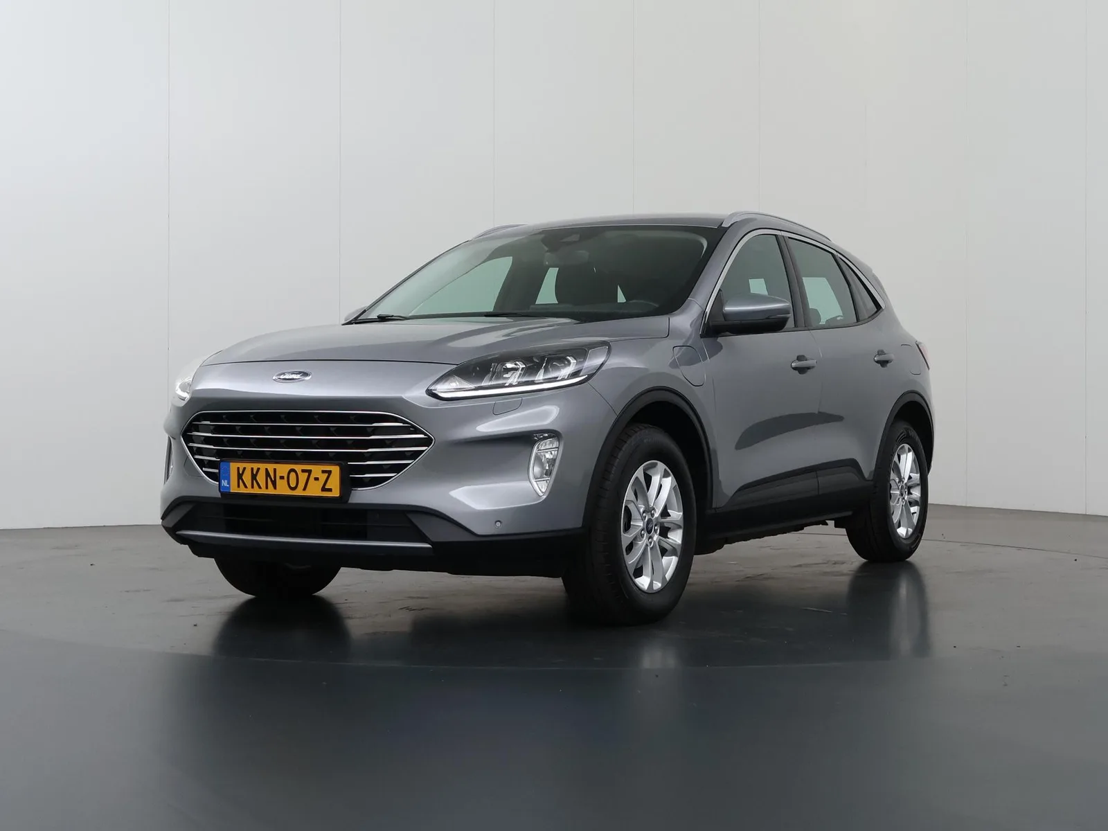 Ford Kuga (2022) — foto 1