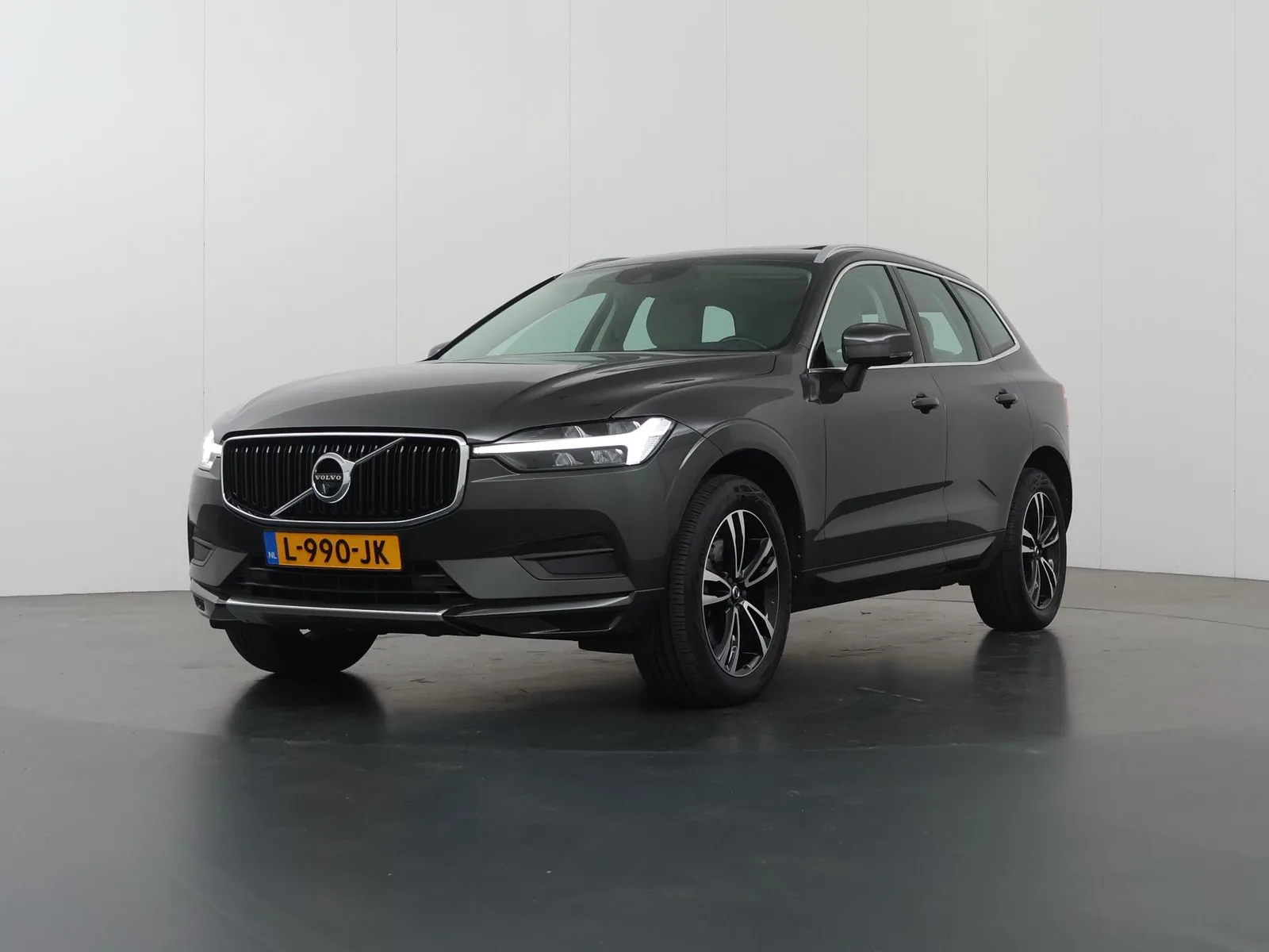 Volvo XC60 (2021) — foto 1