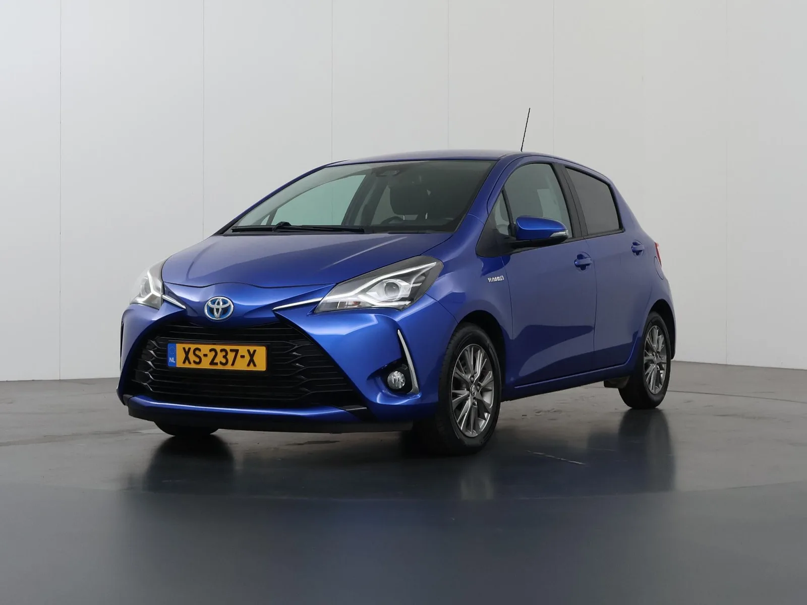 Toyota Yaris (2019) — foto 1