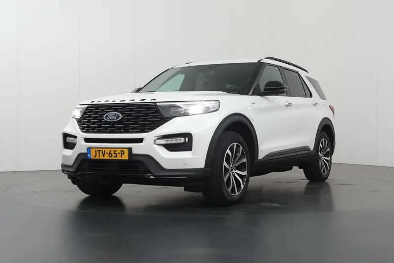 Ford Explorer (2021)