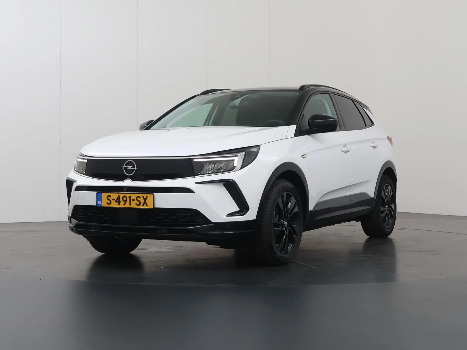 Opel Grandland (2023) — foto 1