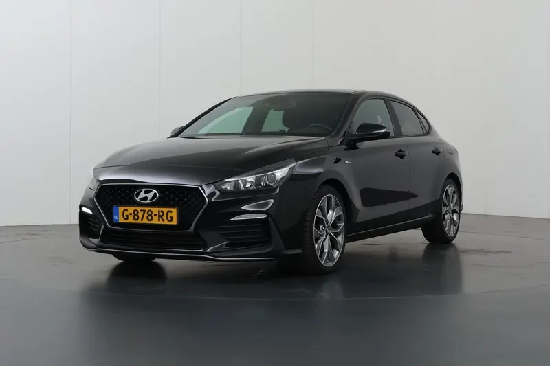 Hyundai i30 Fastback (2019)