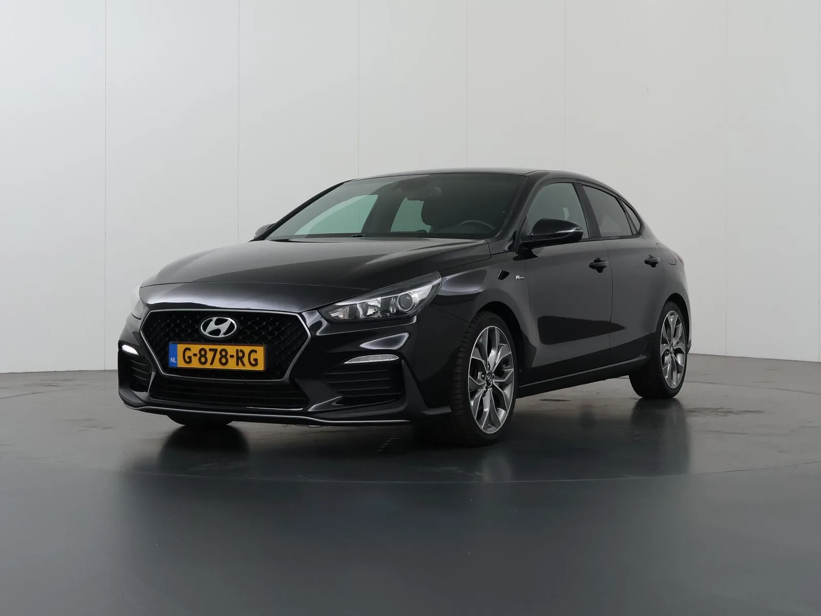 Hyundai i30 Fastback (2019) — foto 1