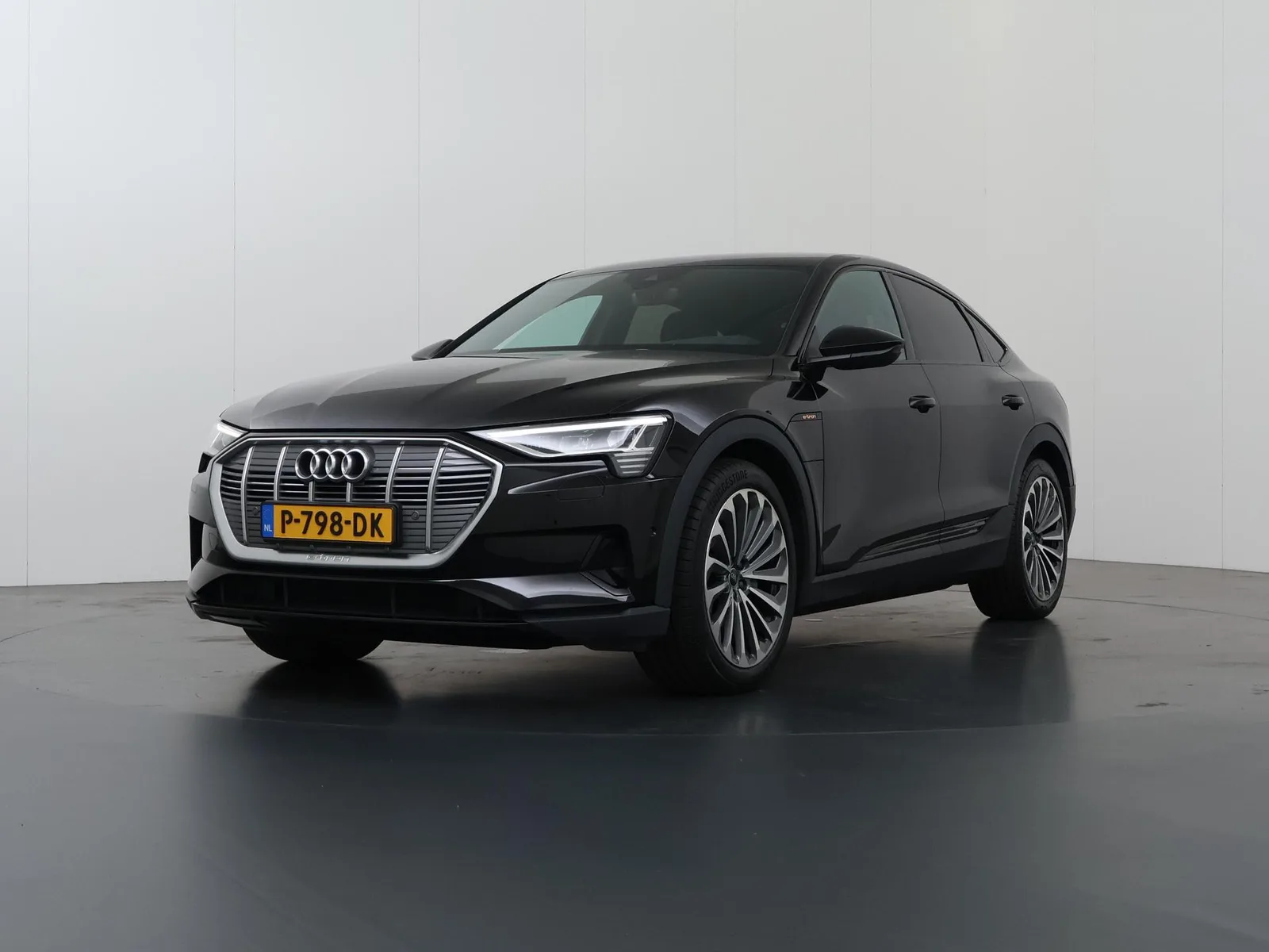 Audi e-tron (2021) — foto 1