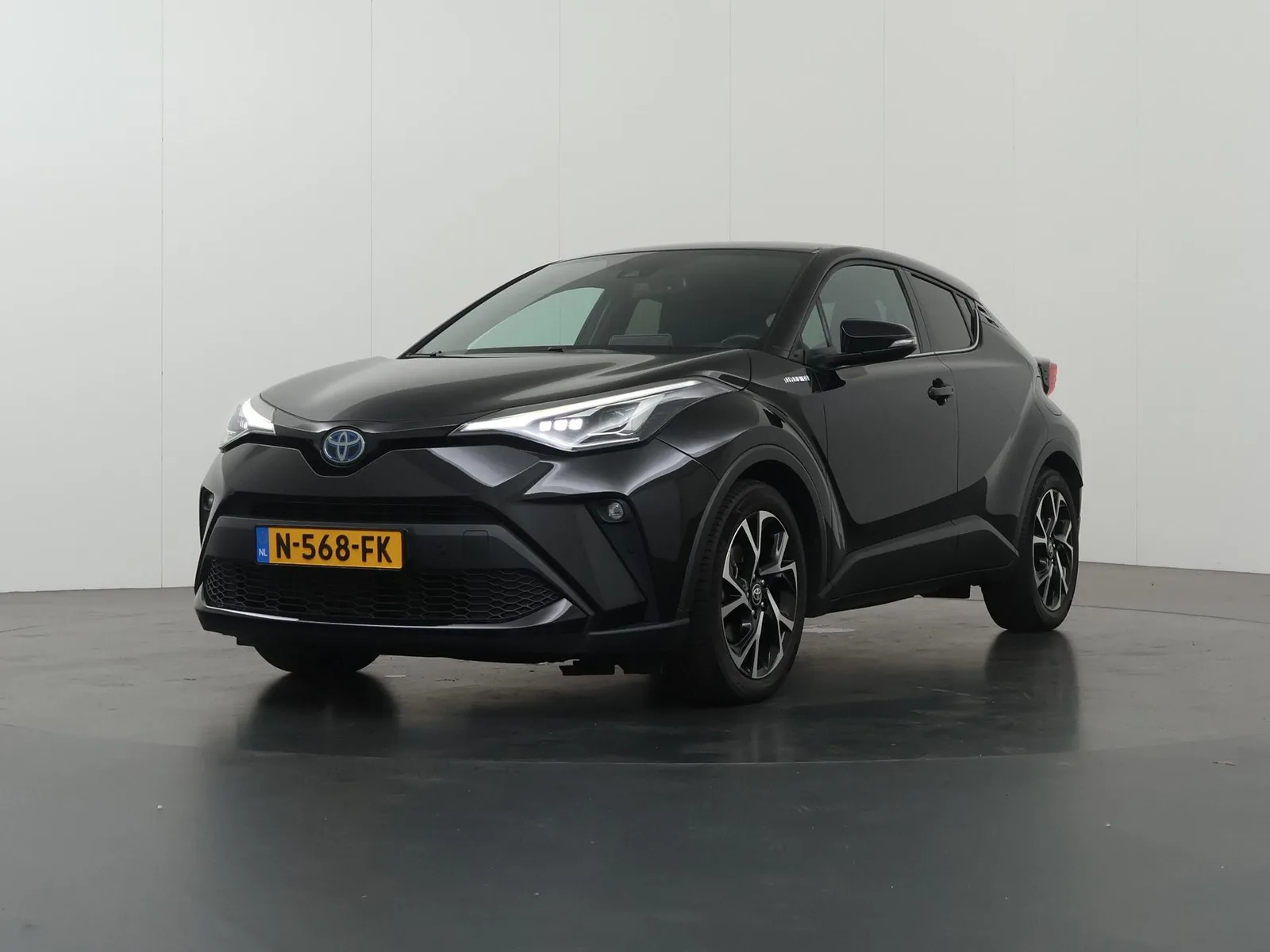 Toyota C-HR (2021) — foto 1