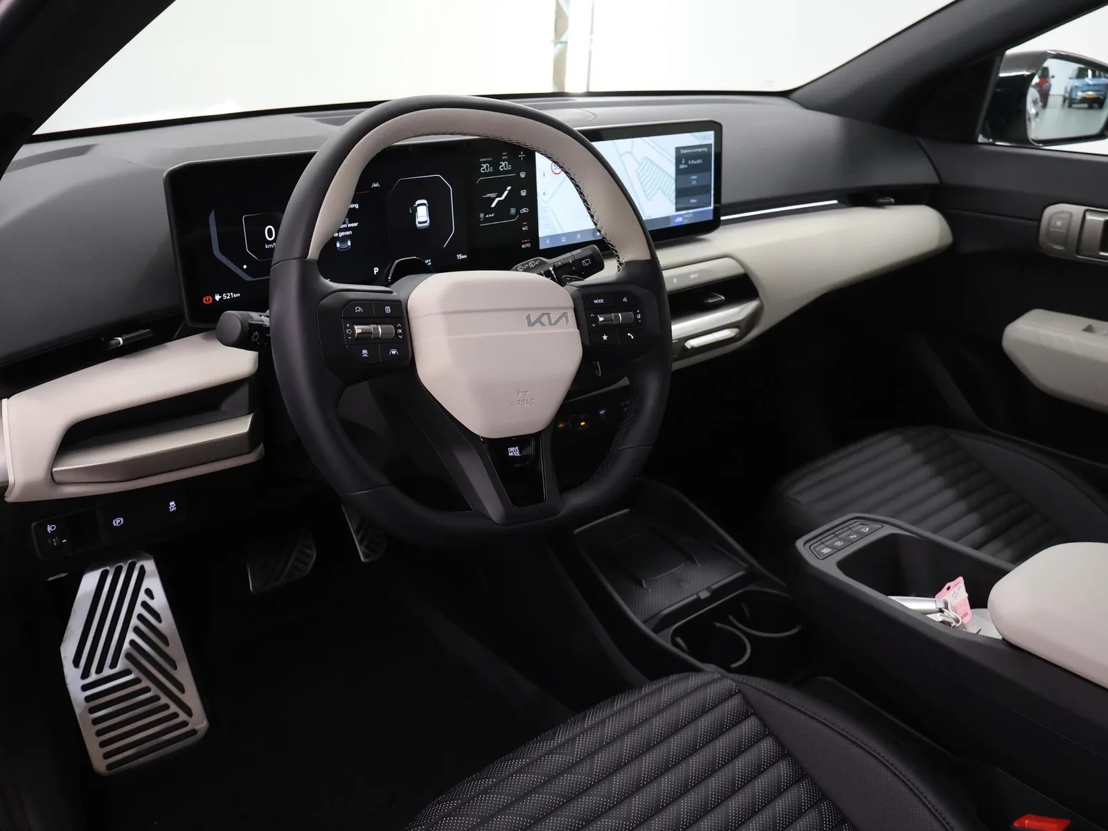 Kia EV4 (2026) — foto 1