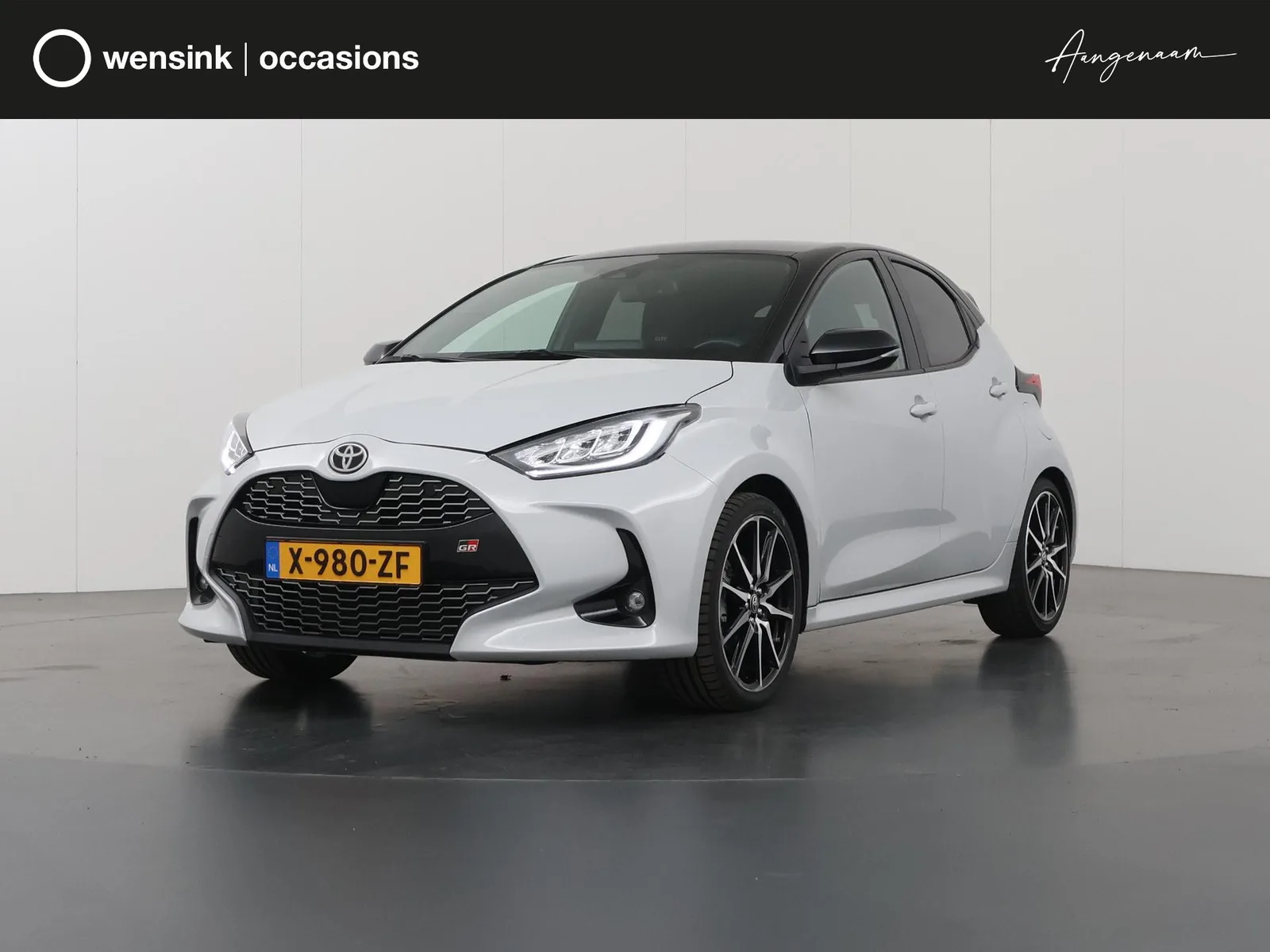 Toyota Yaris (2022) — foto 1