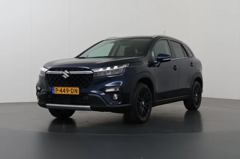 Suzuki S-Cross (2022)