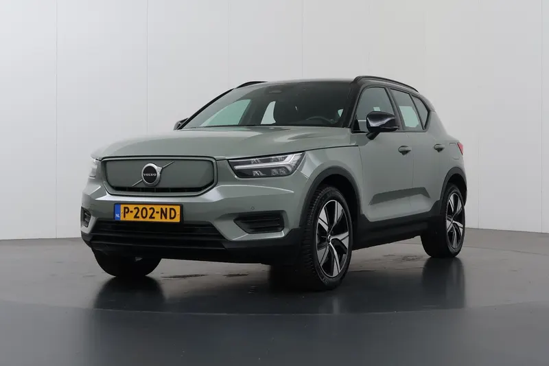 Volvo XC40 (2022)