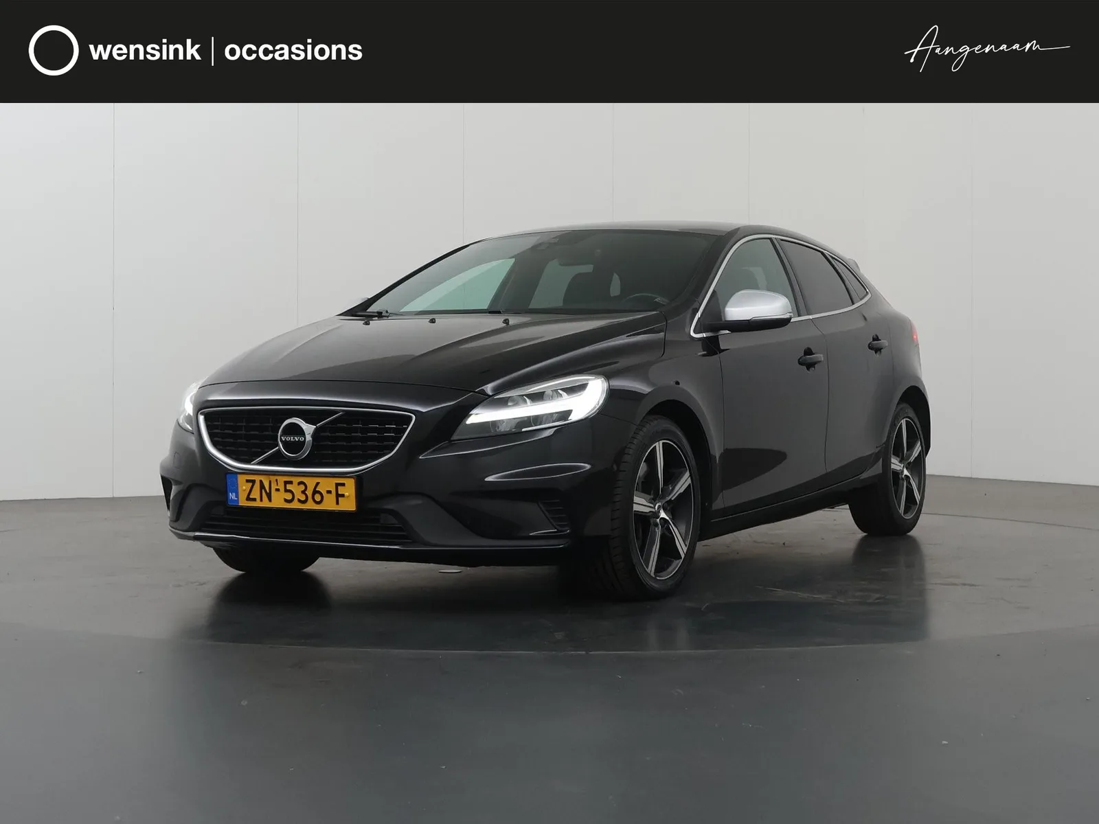 Volvo V40 (2019) — foto 1