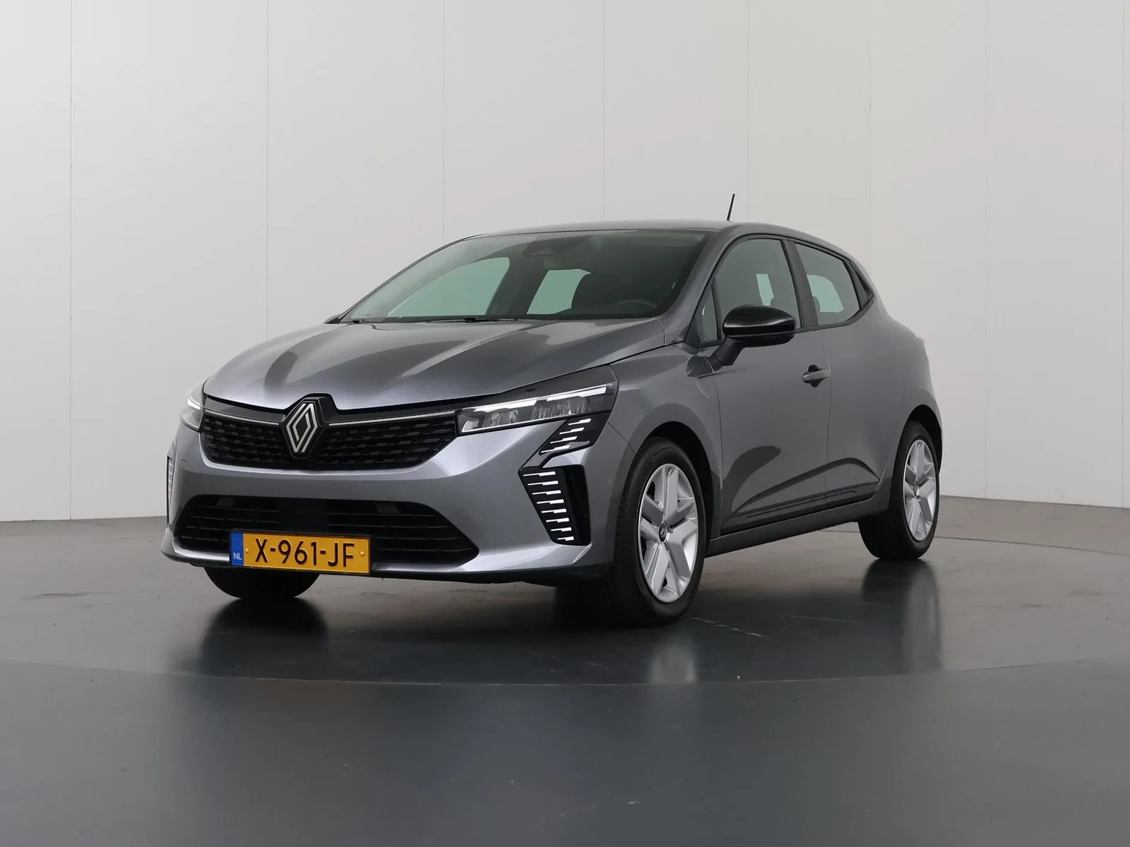 Renault Clio (2023) — foto 1