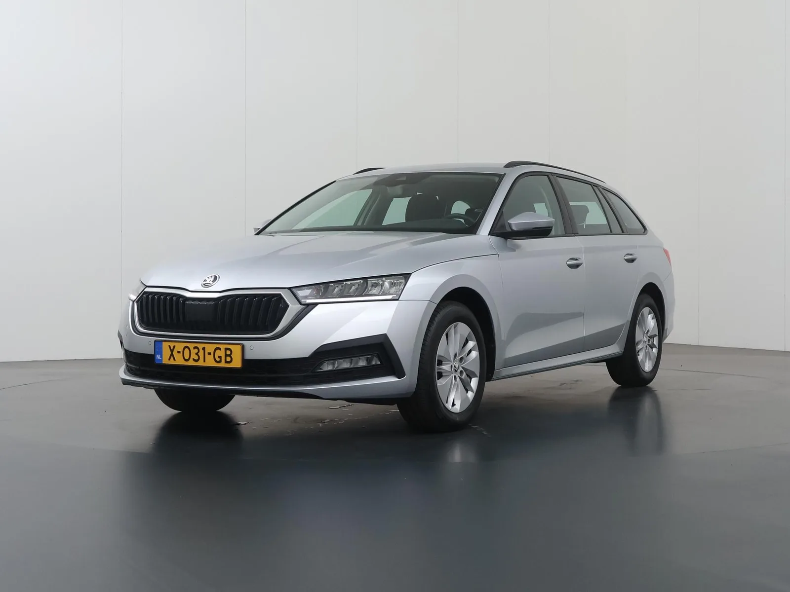 Škoda Octavia (2023) — foto 1