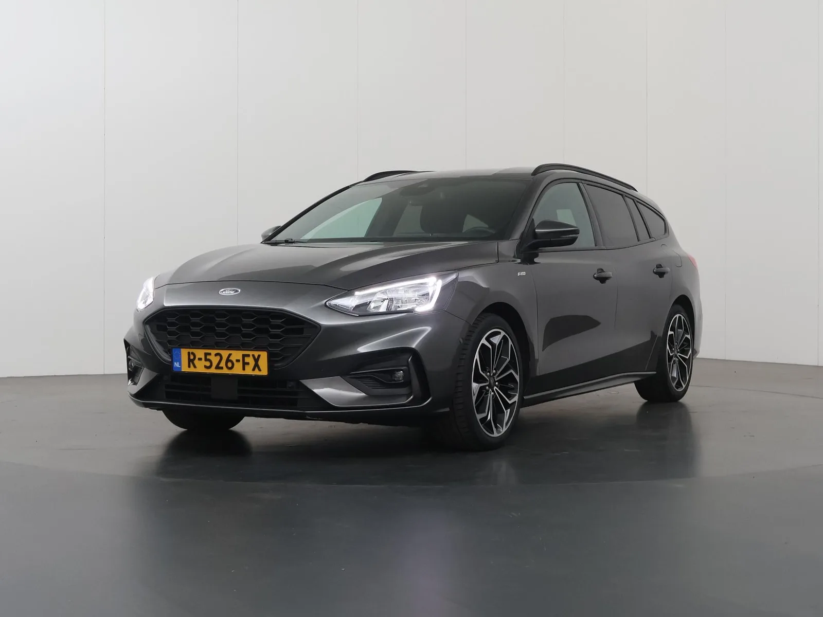 Ford Focus (2020) — foto 1
