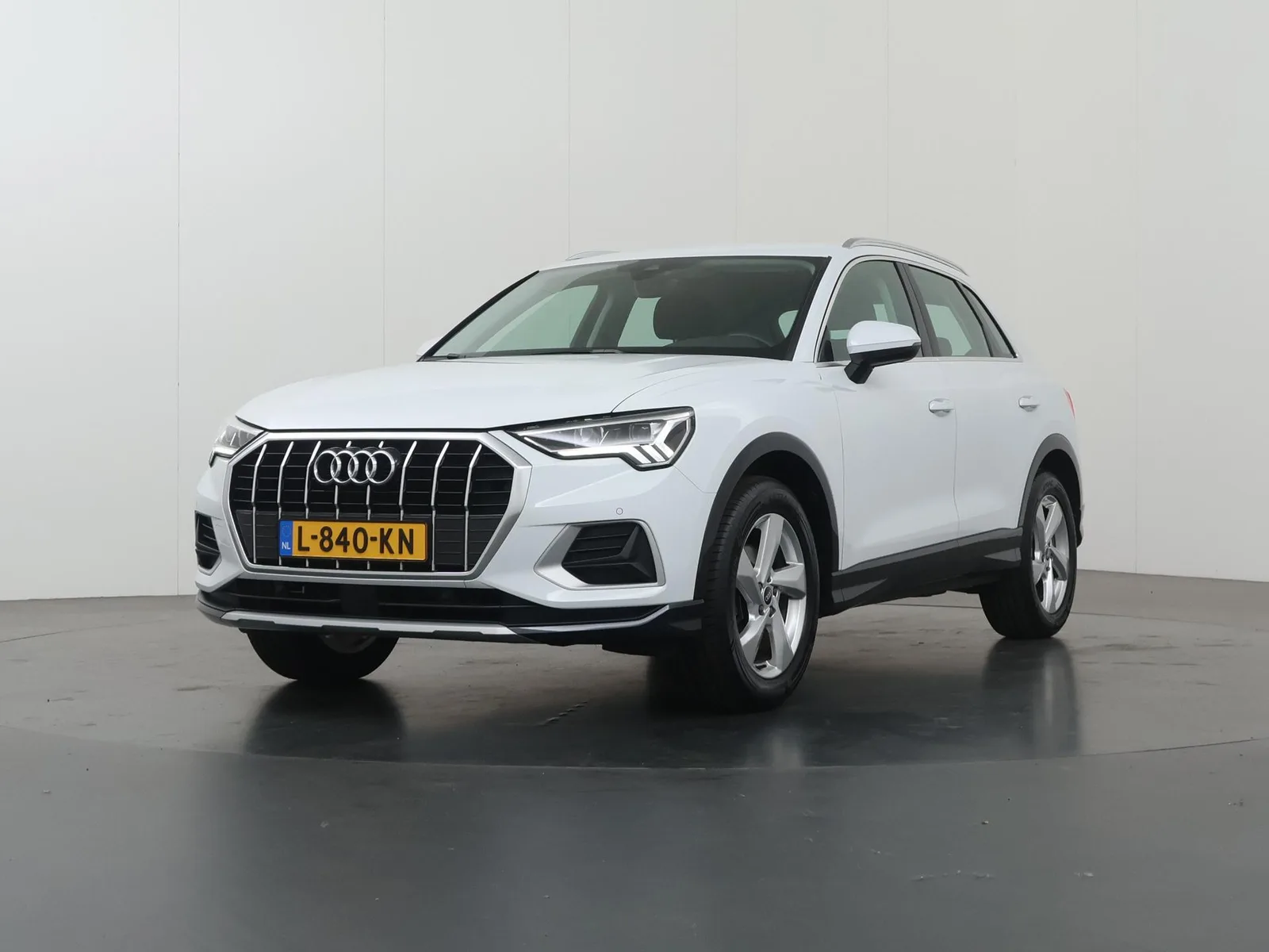 Audi Q3 (2020) — foto 1