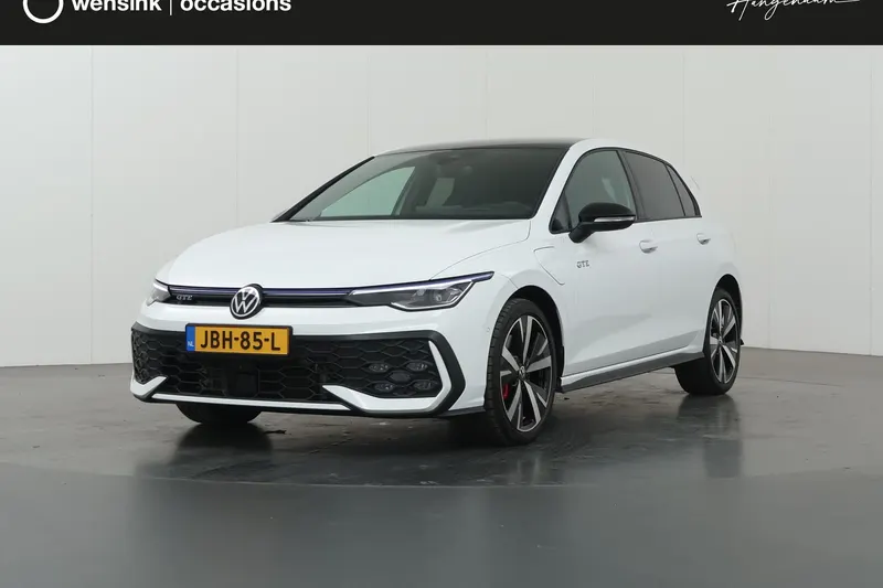 Volkswagen Golf (2024)