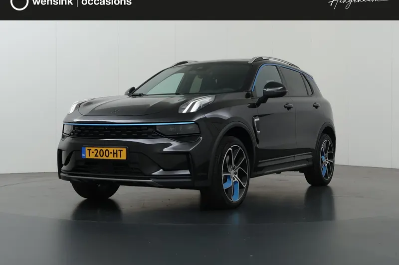 Lynk & Co 01 (2023)
