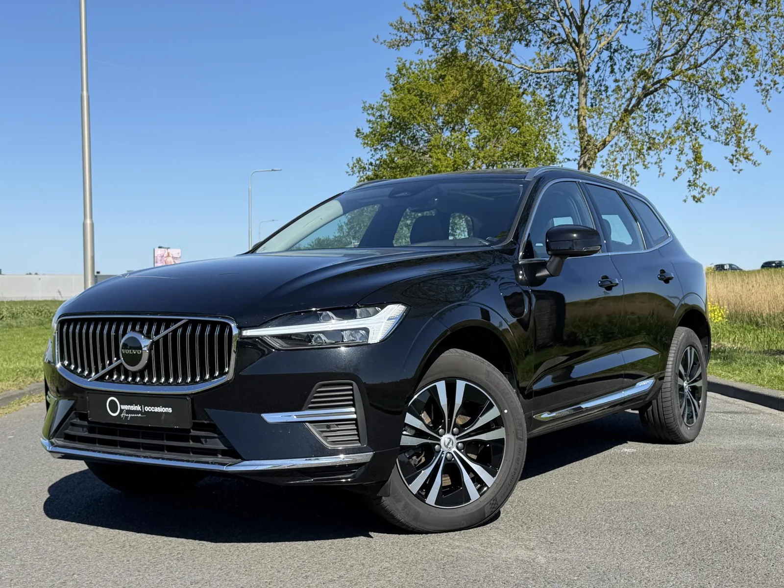 Volvo XC60 (2022) — foto 1