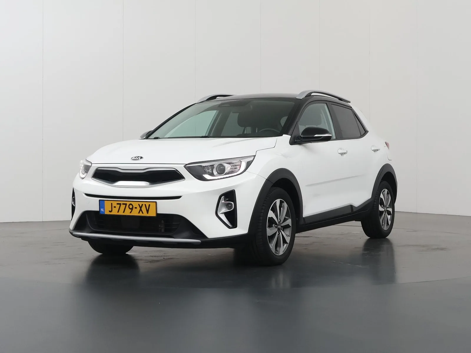 Kia Stonic (2020) — foto 1