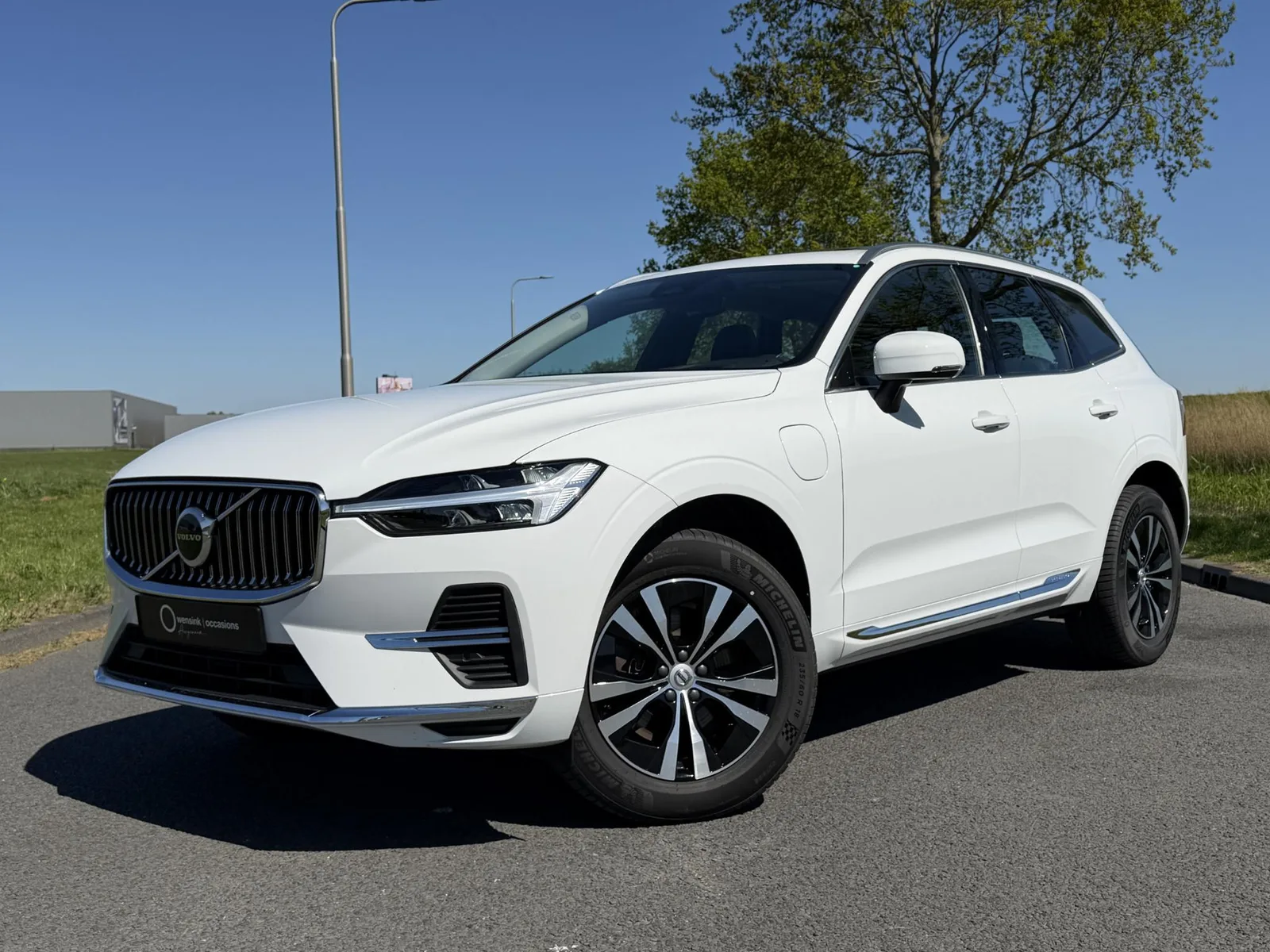 Volvo XC60 (2022) — foto 1