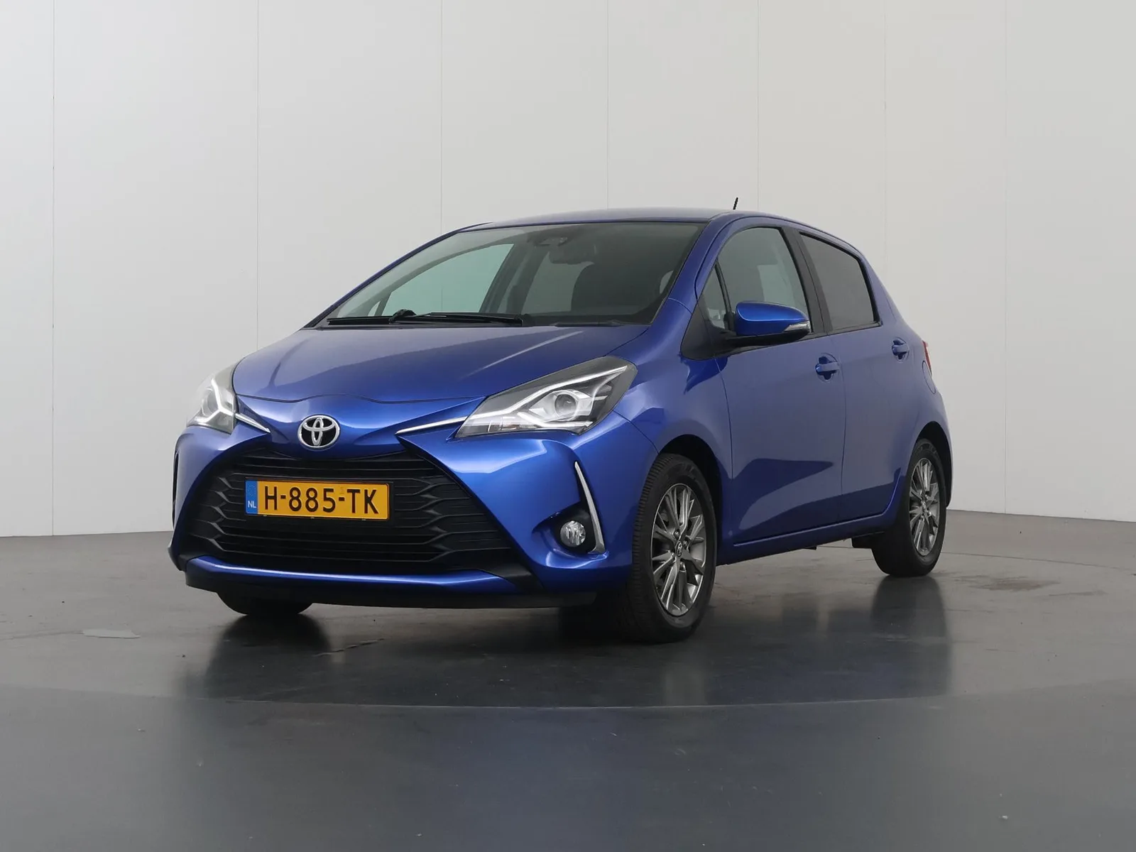 Toyota Yaris (2020) — foto 1
