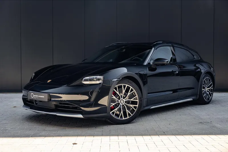 Porsche Taycan (2023)
