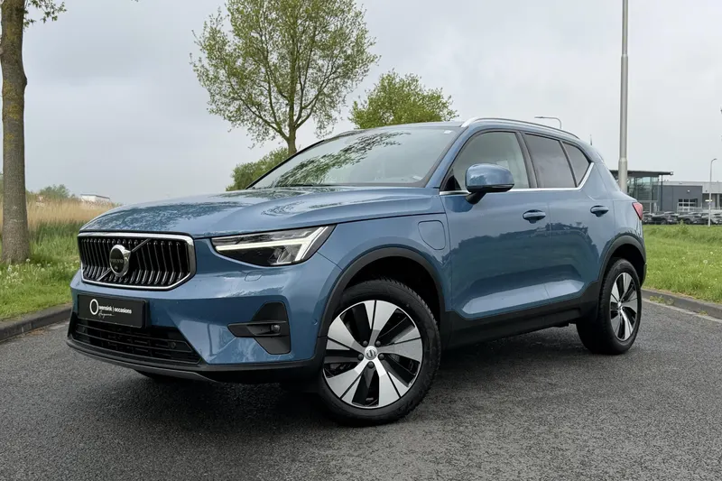 Volvo XC40 (2022)