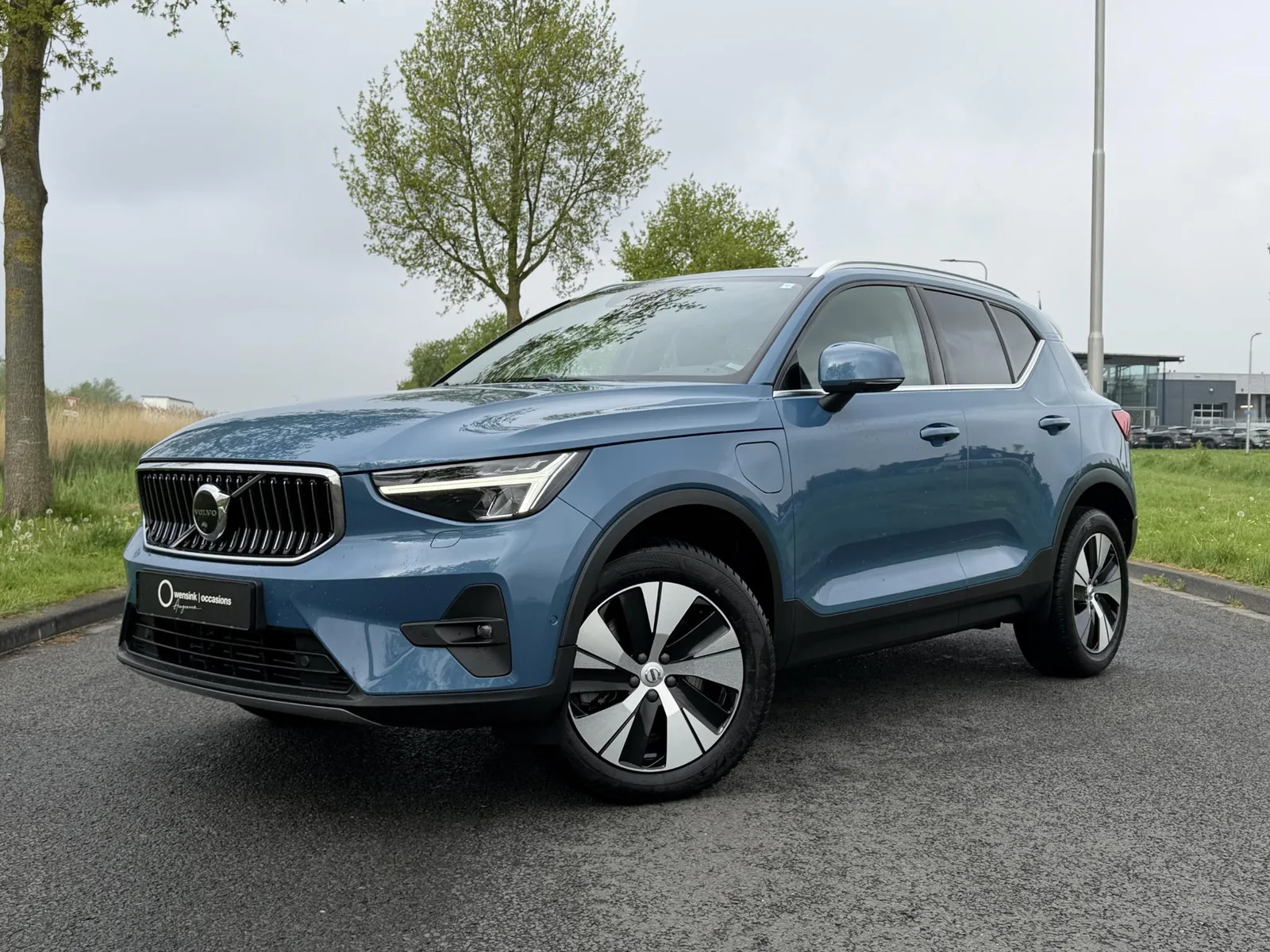 Volvo XC40 (2022) — foto 1