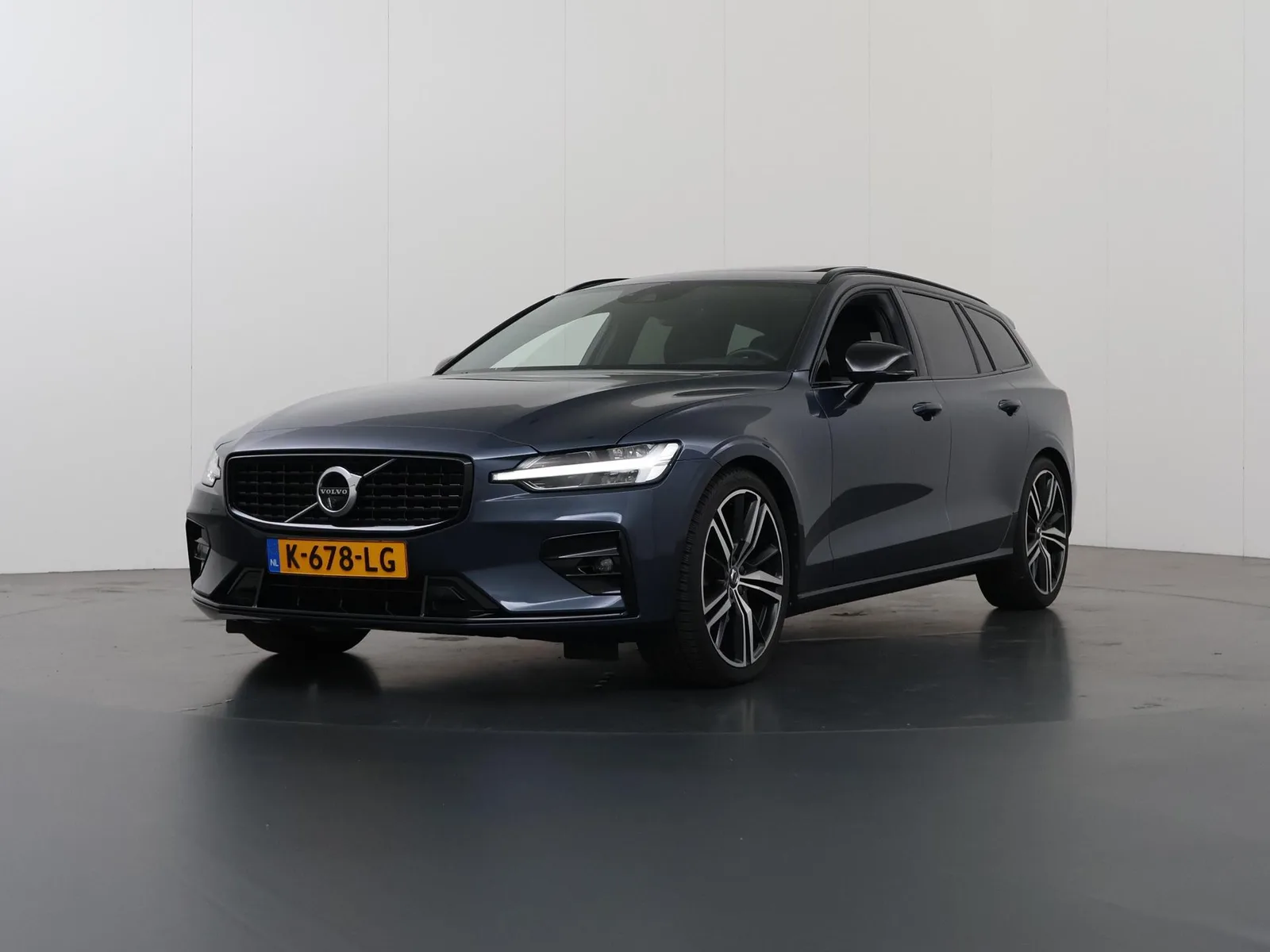 Volvo V60 (2021) — foto 1