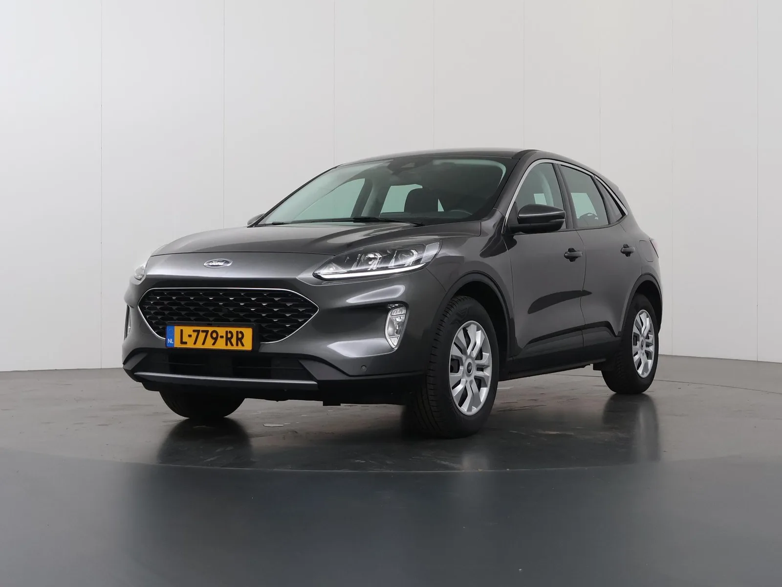 Ford Kuga (2021) — foto 1