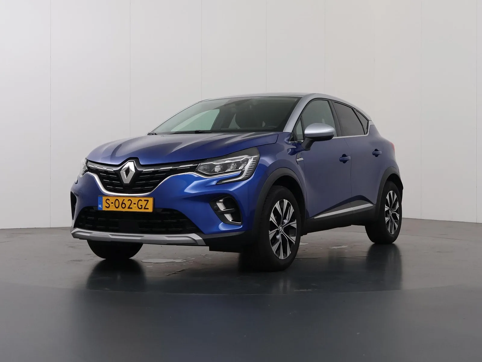 Renault Captur (2023) — foto 1