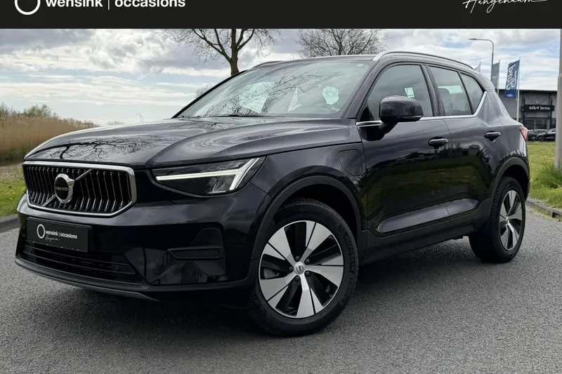 Volvo XC40 (2022)