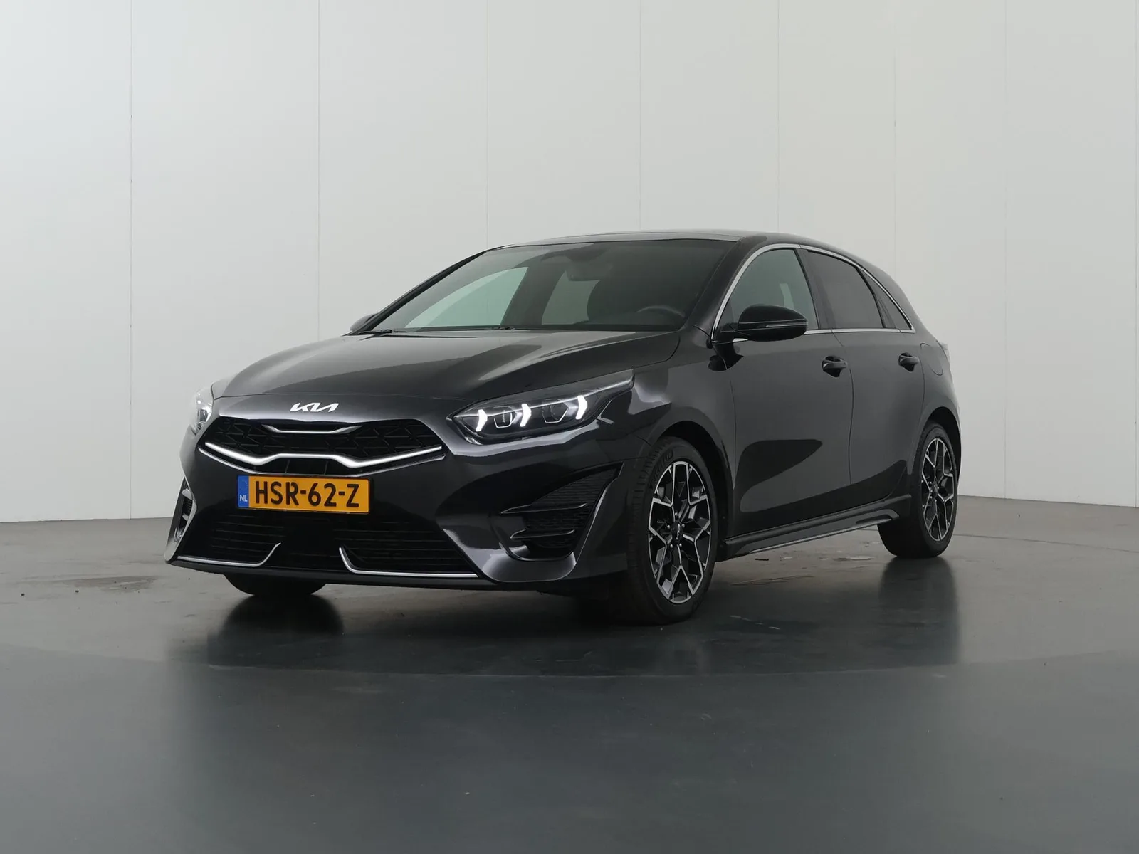 Kia Ceed (2025) — foto 1