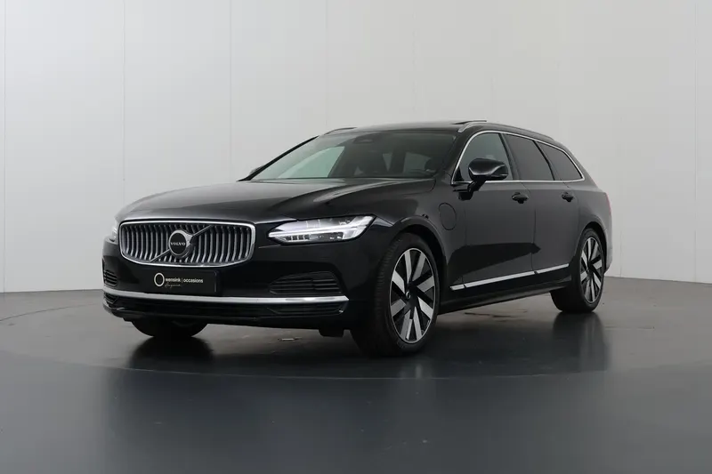 Volvo V90 (2024)