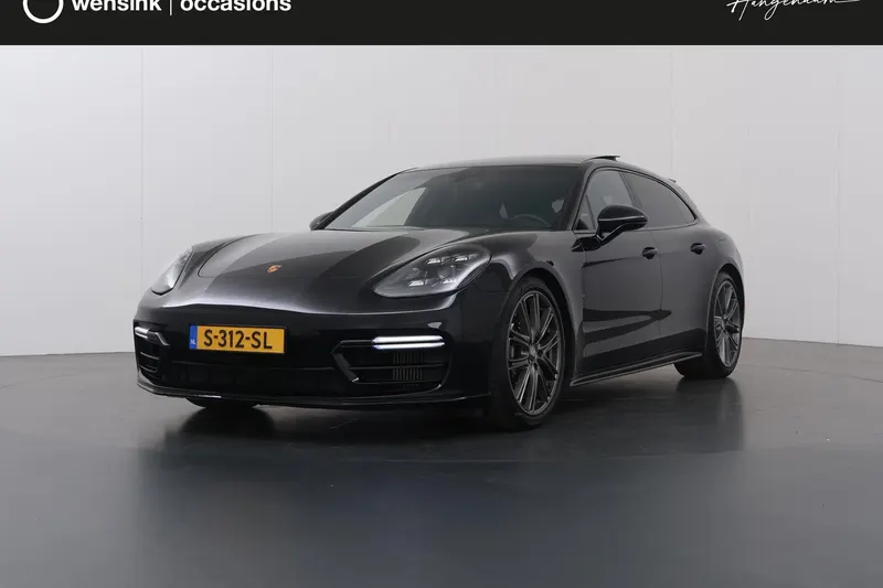 Porsche Panamera (2023)