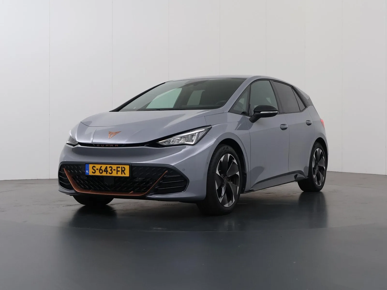 CUPRA Born (2022) — foto 1