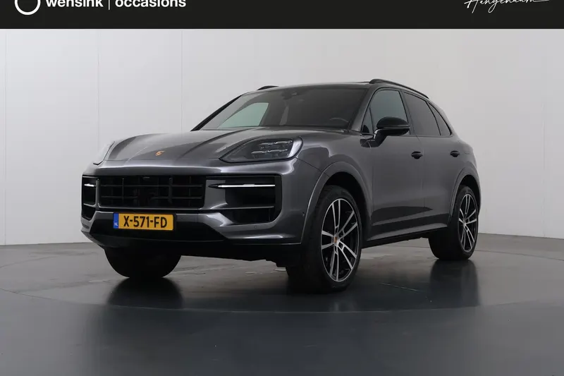 Porsche Cayenne (2023)