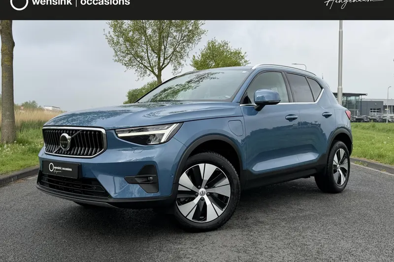 Volvo XC40 (2022)