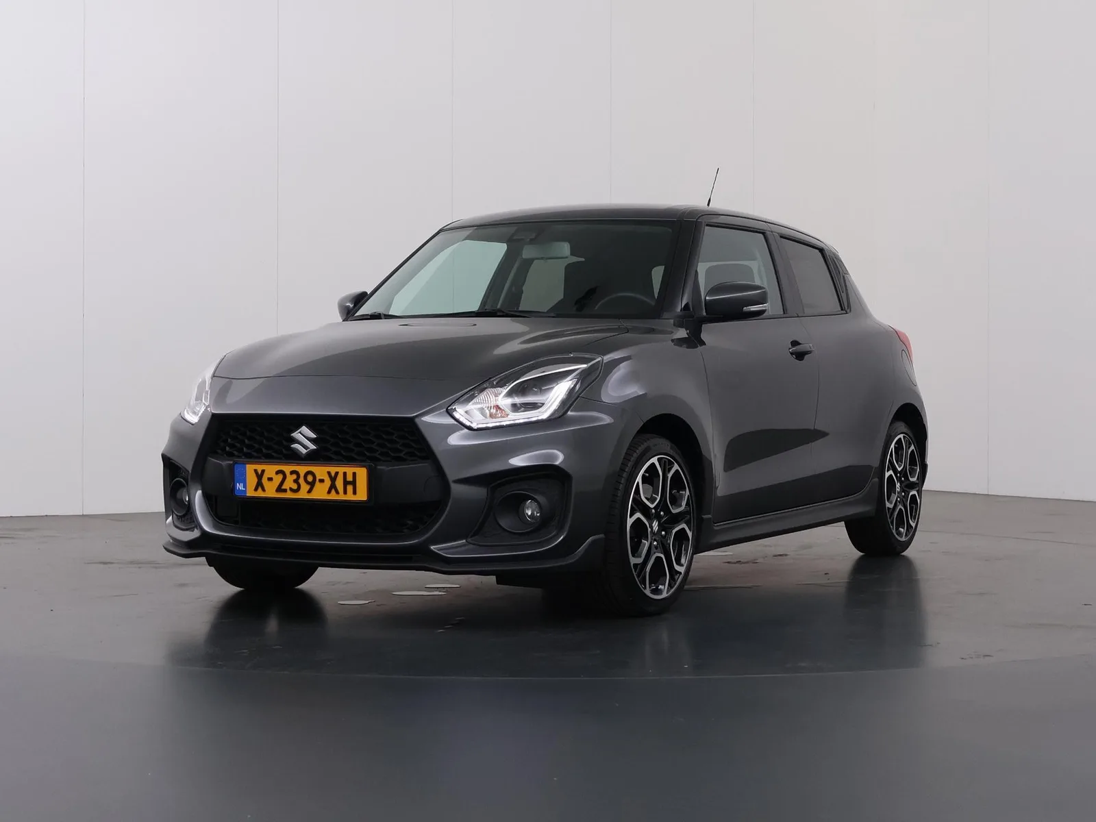 Suzuki Swift (2024) — foto 1