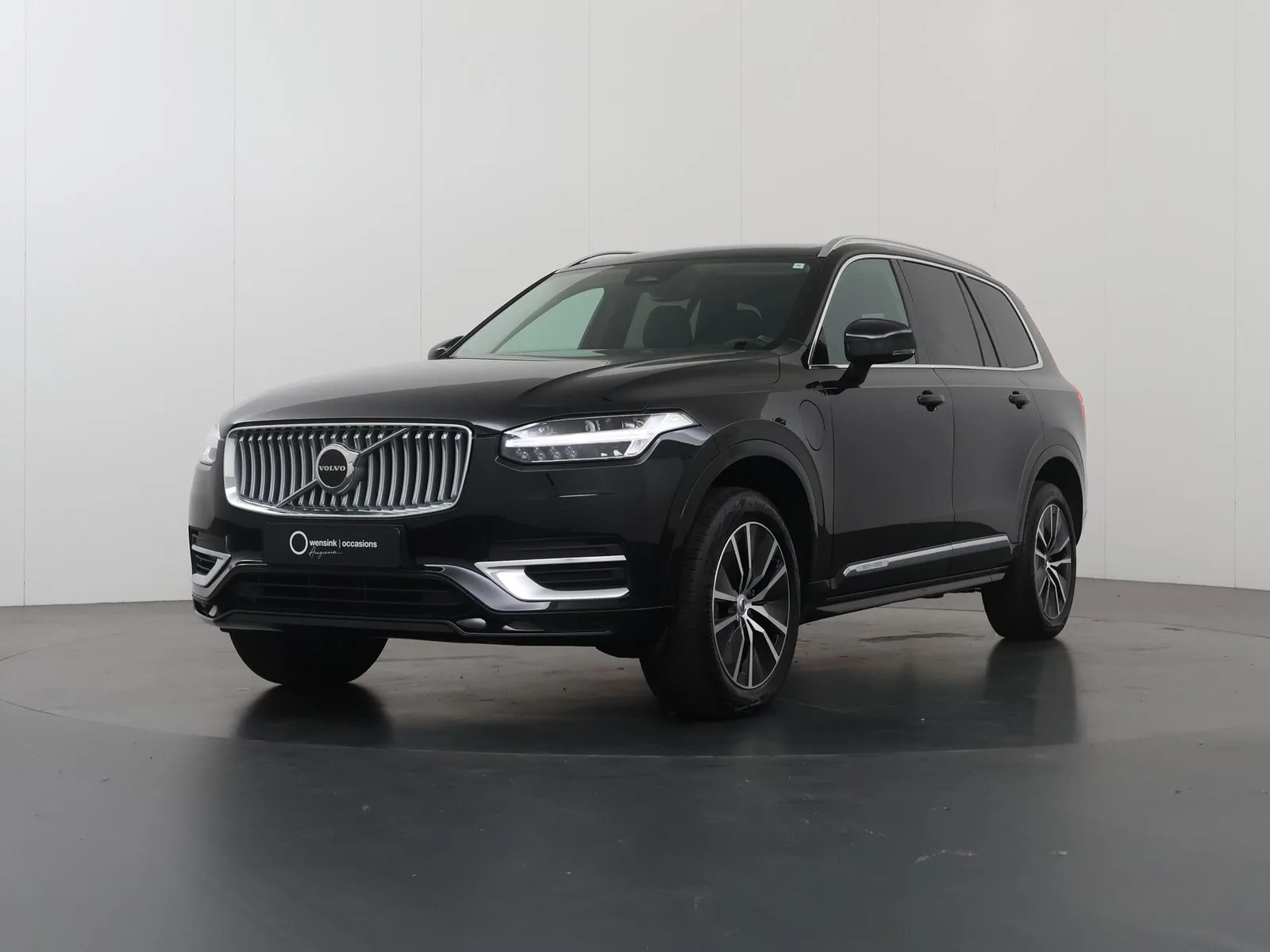 Volvo XC90 (2024) — foto 1