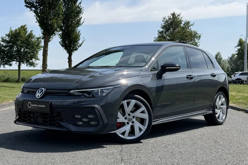 Volkswagen Golf (2025)