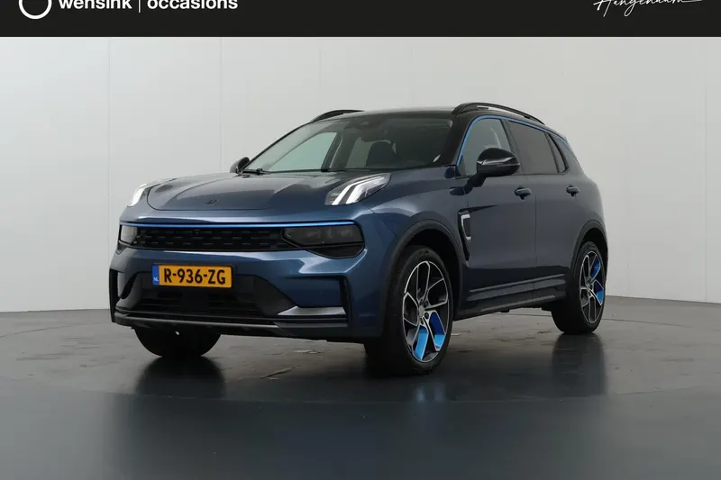 Lynk & Co 01 (2023)