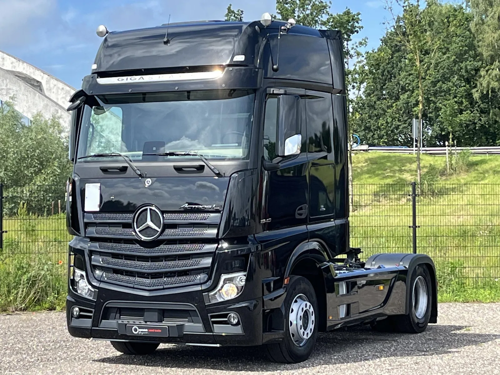 Mercedes-Benz Actros (2023) — foto 1