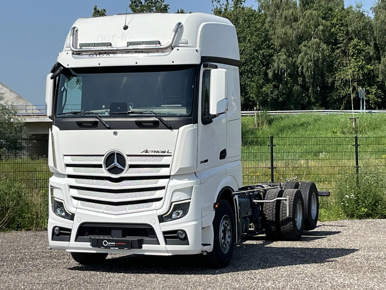 Mercedes-Benz Actros (2023) — foto 1
