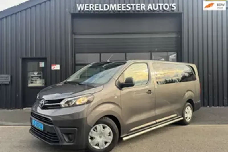 Toyota ProAce Shuttle (2019)
