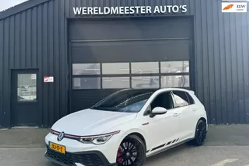 Volkswagen Golf (2021)