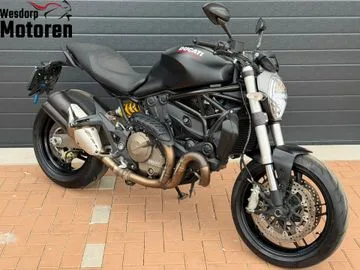 Ducati Monster 821 Dark (2015) — foto 1