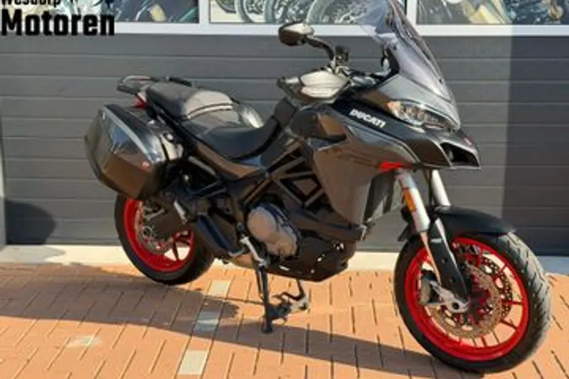 Ducati Multistrada V2 S (2022)