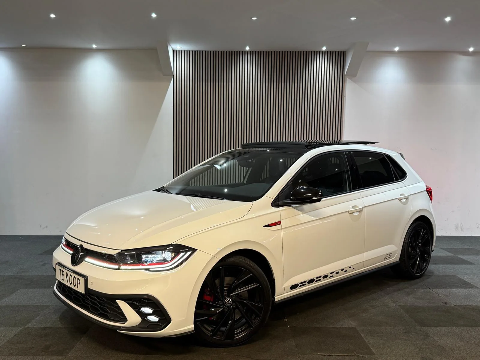 Volkswagen Polo (2024) — foto 1