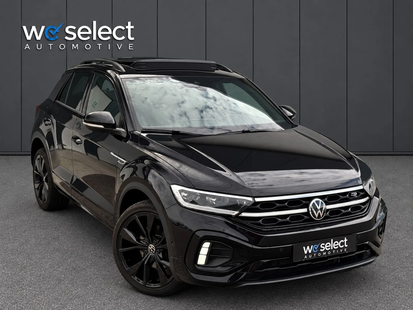 Volkswagen T-Roc (2024) — foto 1